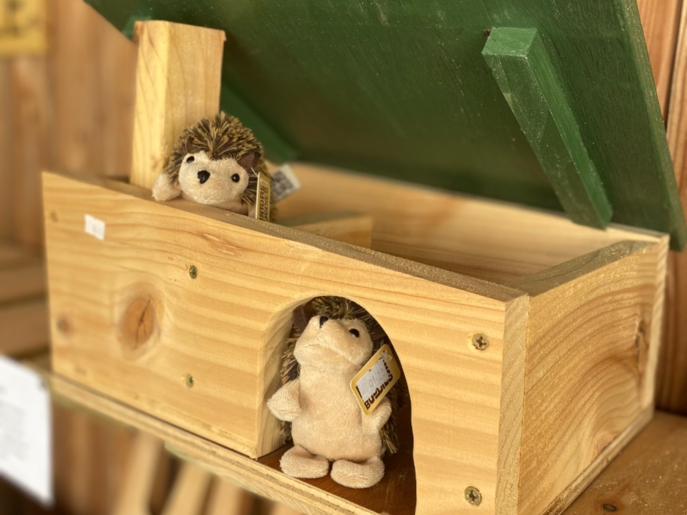 Langloch Farm Woodcraft- Wooden Hedgehog House